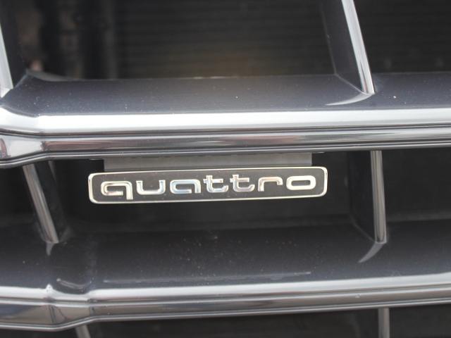 Q5 45 3.0 TDI quattro design *MATRIX,AHK,ACC,VIR