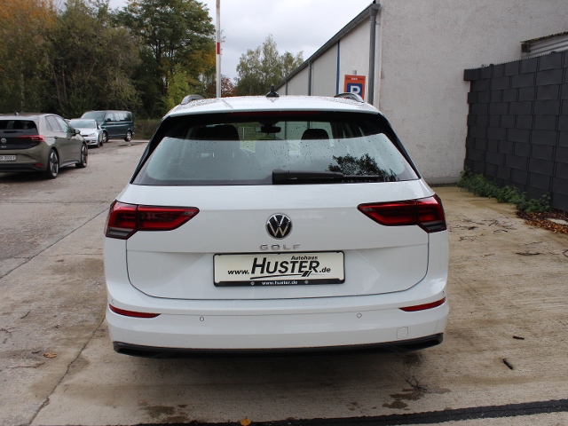 Golf VIII Variant Life 2.0 TDI DSG